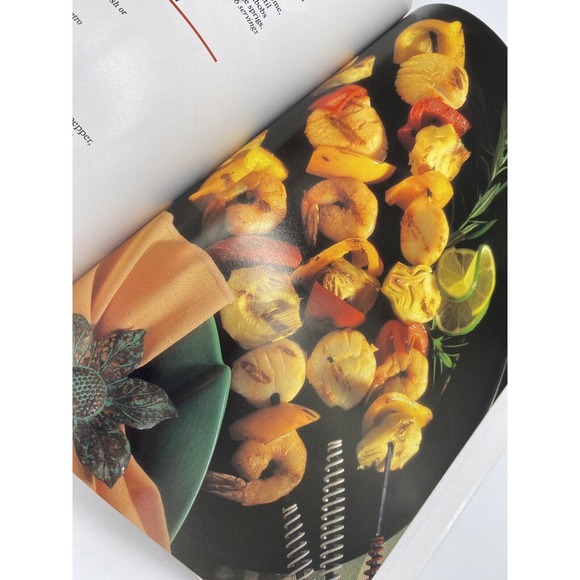 KINGSFORD BEST BBQS BRAND HARDCOVER COOKBOOK - Picture 12 of 13